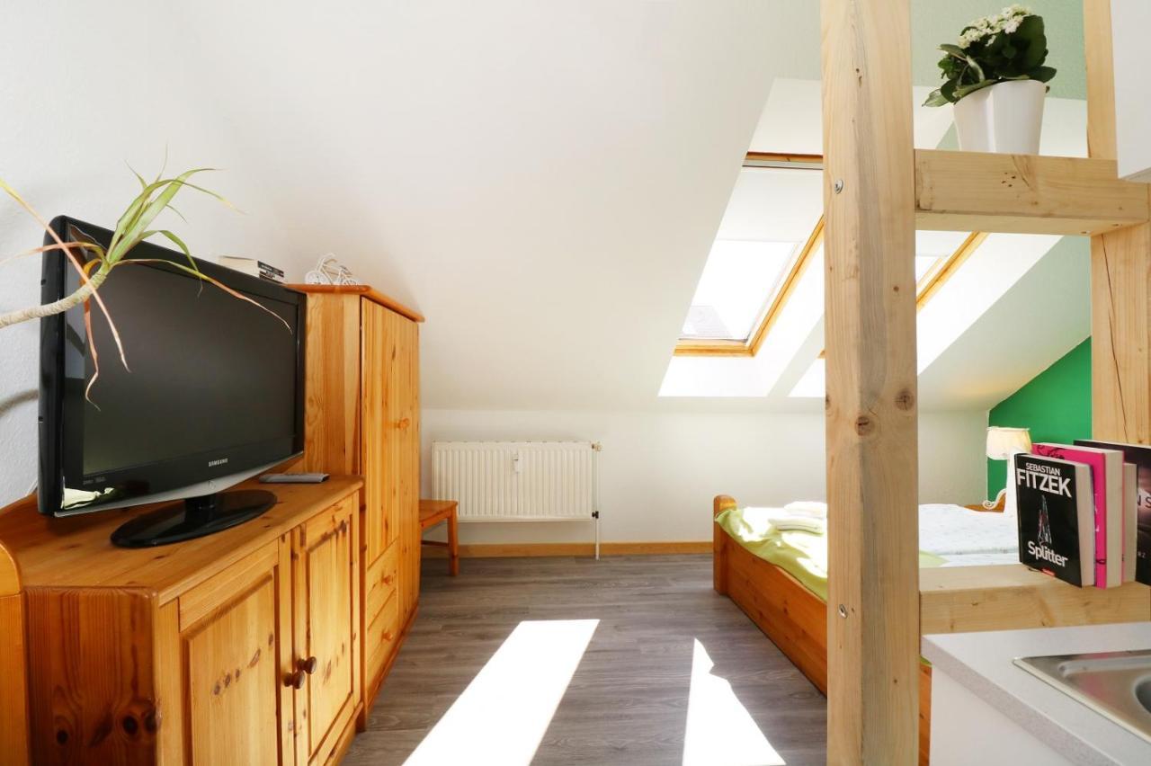 Ferienwohnung Naturparadies Gnitz Lutow Ngoại thất bức ảnh